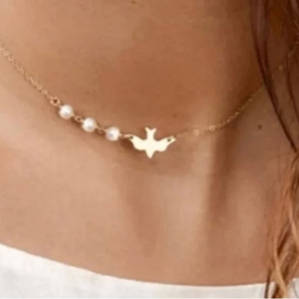 Gold Pearl & Bird Chain Necklace